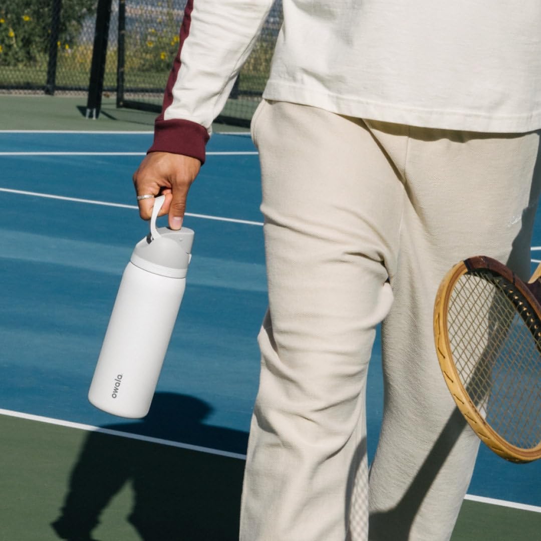 Owala FreeSip Insulated Stainless Steel Water Bottle with Straw, BPA-Free Sports Water Bottle, Great for Travel, 24 Oz, Daybreak